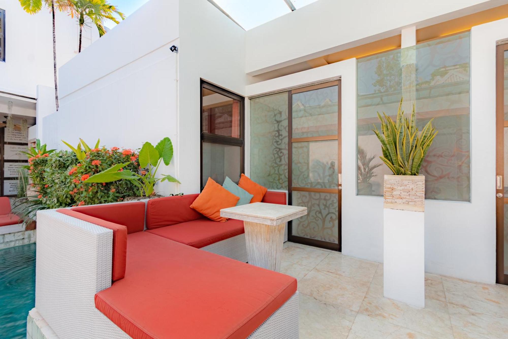 Bali Ginger Suites & Villa Seminyak Szoba fotó